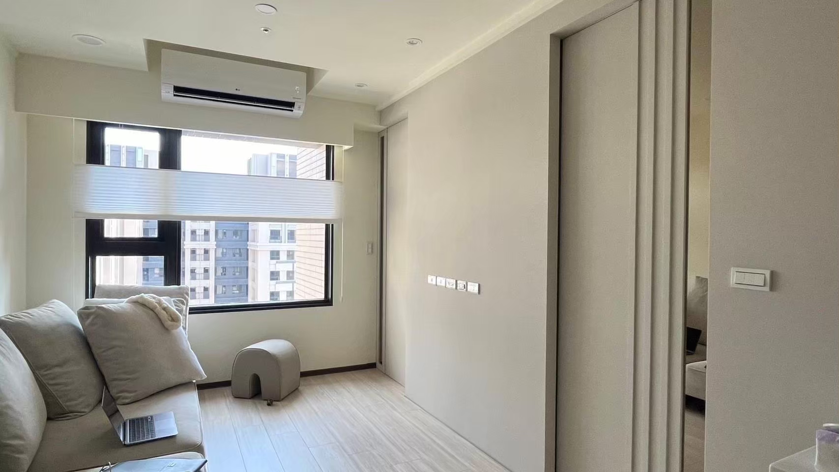 台中市|住宅空間| 3房2廳 韓系奶油風新成屋